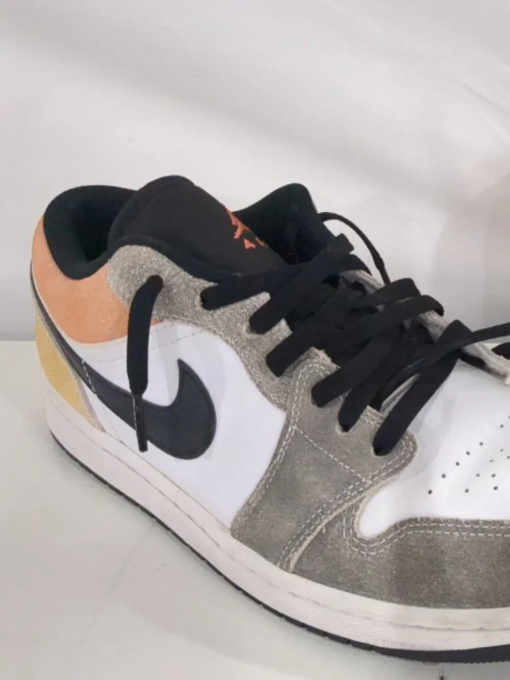 Air Jordan 1 Low SE Craft Suede White Gray Peach Sneakers Men's Size 10.5